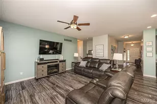 545 Crystal Stream Dr, Wentzville, MO 63385 - Photo 8
