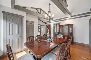 418 Oak Tree Dr, Webster Groves, MO 63119 - Photo 4