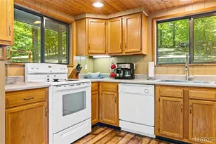 1711 Lake Wynnbrook Dr, Innsbrook, MO 63390 - Photo 8