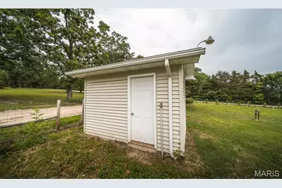 522 Highway Ff, Bourbon, MO 65441 - Photo 38