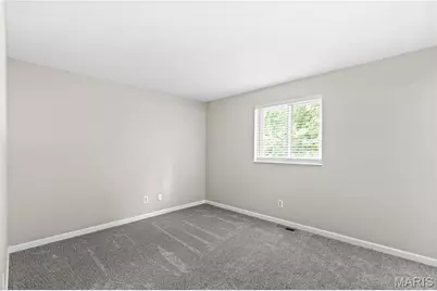 7 Sunnyfield Road, Saint Peters, MO 63376 - Photo 12
