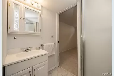 11365 Brierhall Circle, Maryland Heights, MO 63043 - Photo 34