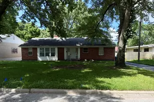 107 Habecking Dr, Saint Louis, MO 63137 - Photo 4