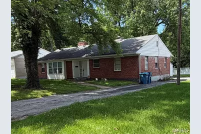 107 Habecking Drive, Saint Louis, MO 63137 - Photo 2