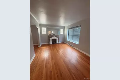 1739 Grape Avenue, Saint Louis, MO 63147 - Photo 6