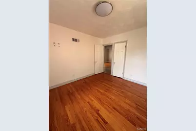 1739 Grape Avenue, Saint Louis, MO 63147 - Photo 12