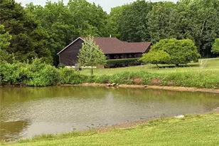 19901 Providence Dr, Lebanon, MO 65536 - Photo 2