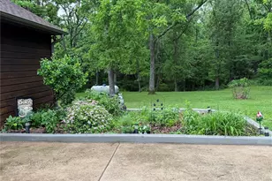 19901 Providence Dr, Lebanon, MO 65536 - Photo 60