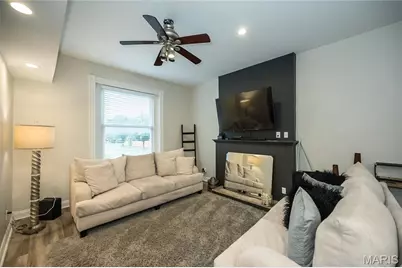 1829 Oregon Avenue, Saint Louis, MO 63104 - Photo 6
