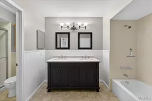 5421 Ct Of Cedars, Saint Louis, MO 63128 - Photo 18
