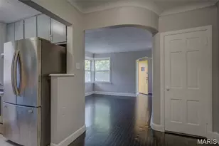5860 Christy Blvd, Saint Louis, MO 63116 - Photo 6