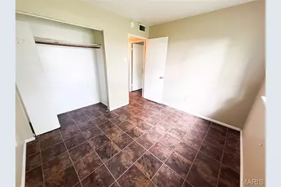810 Loyola Drive, Florissant, MO 63031 - Photo 20