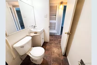 810 Loyola Drive, Florissant, MO 63031 - Photo 24