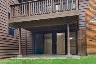 2008 Meadowtree Ln, Kirkwood, MO 63122 - Photo 36