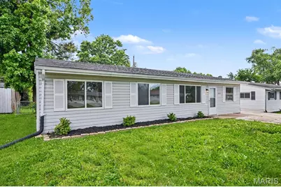 9620 Saint Girard Lane, Edmundson, MO 63134 - Photo 2