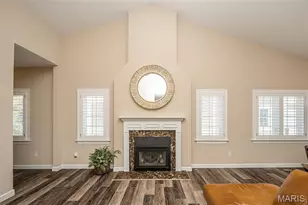 746 Windberry Ct, Kirkwood, MO 63122 - Photo 6