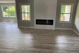 705 McIntosh Ct, Hannibal, MO 63401 - Photo 6