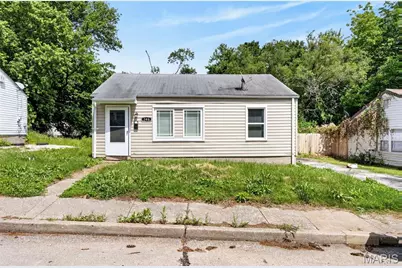 346 Mueller Avenue, Ferguson, MO 63135 - Photo 1