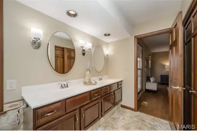 9802 Eagle Hill Lane, Sunset Hills, MO 63127 - Photo 48