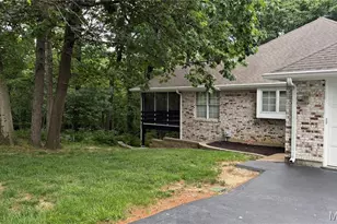9802 Eagle Hill Ln, Sunset Hills, MO 63127 - Photo 6