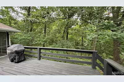 9802 Eagle Hill Lane, Sunset Hills, MO 63127 - Photo 10