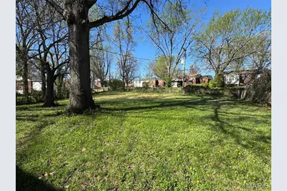 9169 Newby Street, Bellefontaine Neighbors, MO 63137 - Photo 14