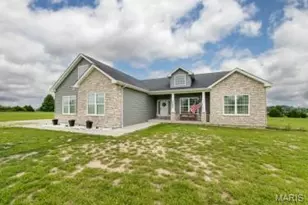 22845 Jewell Lynn Ct, Warrenton, MO 63383 - Photo 1