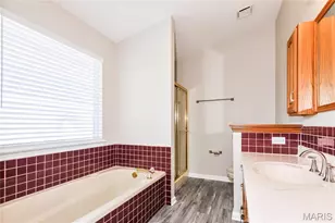 561 Prentice Dr, Saint Peters, MO 63376 - Photo 8