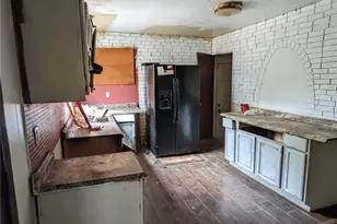 10333 Castle Dr, Saint Louis, MO 63136 - Photo 16