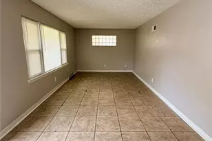 9010 Trefore Ave, Berkeley, MO 63134 - Photo 12