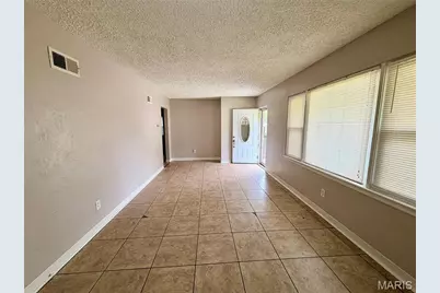 9010 Trefore Avenue, Berkeley, MO 63134 - Photo 14