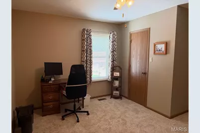 5849 Morning Field Place, Mehlville, MO 63128 - Photo 14