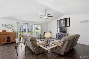 104 Hannahs Mill Dr, Lake Saint Louis, MO 63367 - Photo 14