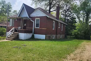3441 Avondale Ave, Normandy, MO 63121 - Photo 2