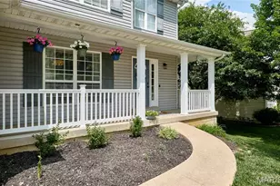 64 Old Chesapeake Dr, Wentzville, MO 63385 - Photo 2
