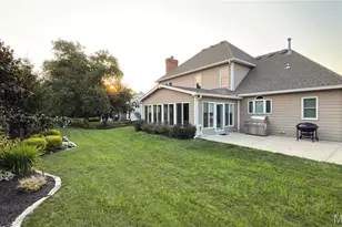 2154 White Ln Dr, Chesterfield, MO 63017 - Photo 4