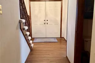 4162 Bugle Bend Dr, Florissant, MO 63034 - Photo 4