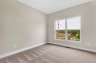 211 Fee Fee Rd, Maryland Heights, MO 63043 - Photo 26
