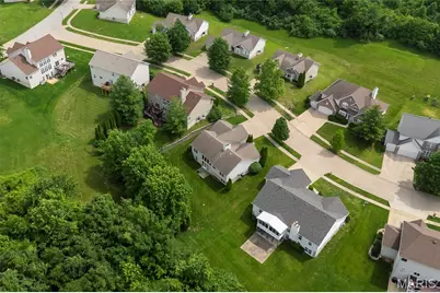13025 Kinsley Heights Drive, Florissant, MO 63033 - Photo 30