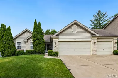 13025 Kinsley Heights Drive, Florissant, MO 63033 - Photo 36