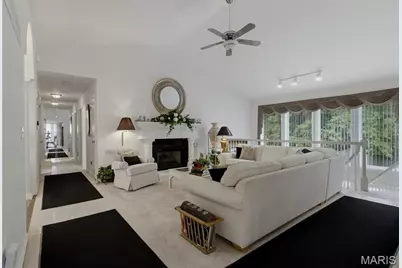 13025 Kinsley Heights Drive, Florissant, MO 63033 - Photo 4