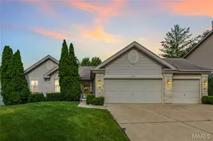 13025 Kinsley Hts Dr, Florissant, MO 63033 - Photo 1