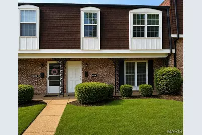 846 Dumont Place, Saint Louis, MO 63125 - Photo 1