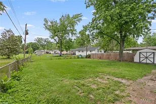 165 Humes Ln, Florissant, MO 63031 - Photo 18