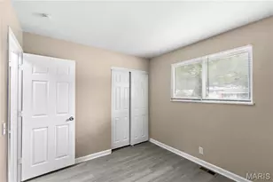 165 Humes Ln, Florissant, MO 63031 - Photo 10