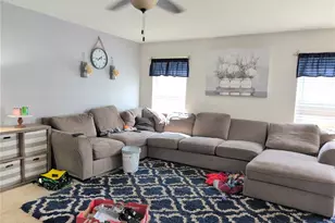 112 Champions Ln, Wentzville, MO 63385 - Photo 2