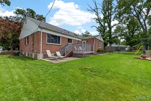 1375 Burning Tree Dr, Florissant, MO 63033 - Photo 4
