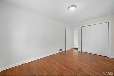 7138 Garesche Avenue, Jennings, MO 63136 - Photo 14
