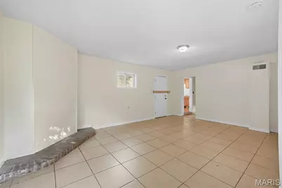 7138 Garesche Avenue, Jennings, MO 63136 - Photo 12