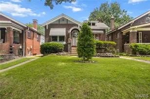 3993 Dover Pl, Saint Louis, MO 63116 - Photo 2